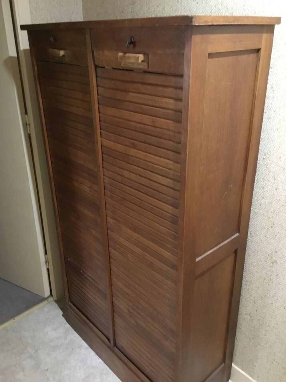 Meuble rideaux avec cl&eacute;s Meubles