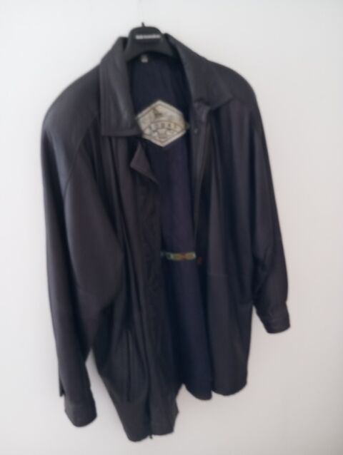 Veste femme en Cuir taille L 1 Pont-Saint-Esprit (30)