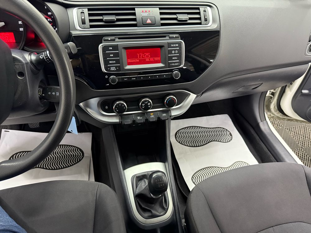 Rio 1.1 CRDi 75 Motion 2016 occasion 69120 Vaulx-en-Velin