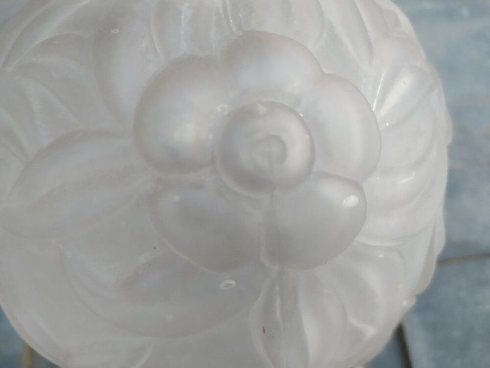 Vase Boule Art D&eacute;co Verre Press&eacute; Moul&eacute; D&eacute;cor Fleurs 
Décoration