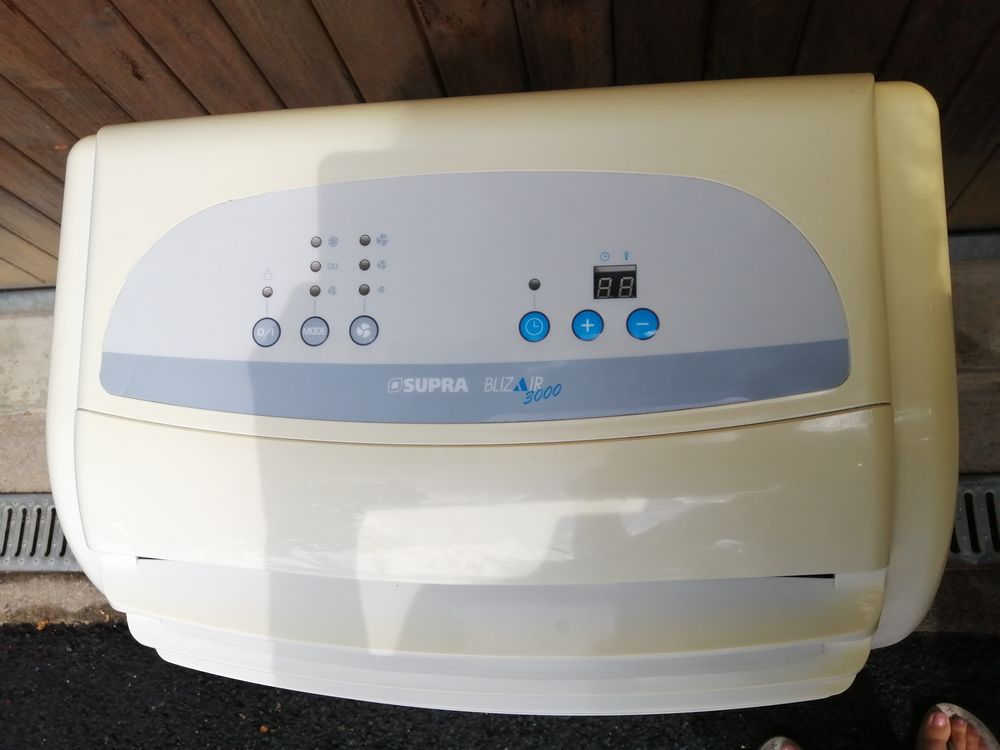 CLIM/CLIMATISEUR SUR ROULETTES/MOBILE CLASSE A Electrom�nager