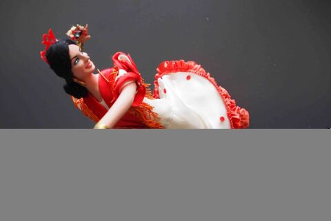 POUPEE ESPAGNOLE 8 Rennes (35)