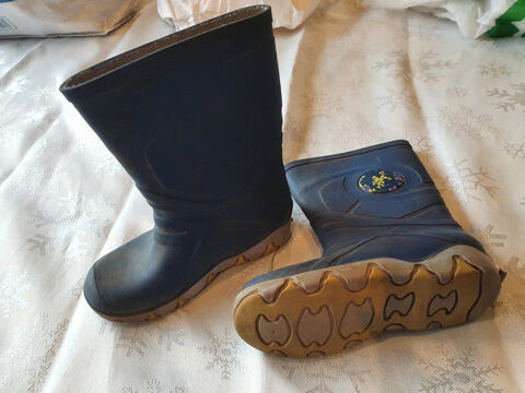 Botte enfant ? 26 2 Aubvillers (80)