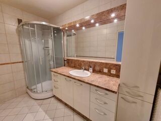  Appartement � vendre 3 pi�ces 82 m�