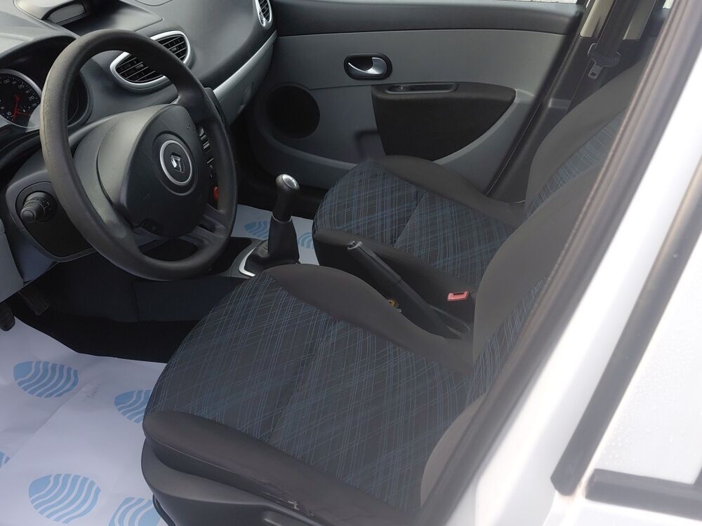 Clio III Clio 1.5 dCi 70 Authentique 2006 occasion 82400 Valence