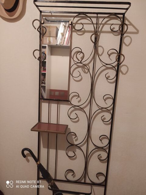 �tag�re murale d�corative en m�tal noir et bois 70 Villeneuve-Loubet (06)