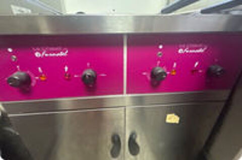   Friteuse professionnelle double bac sur meuble  
