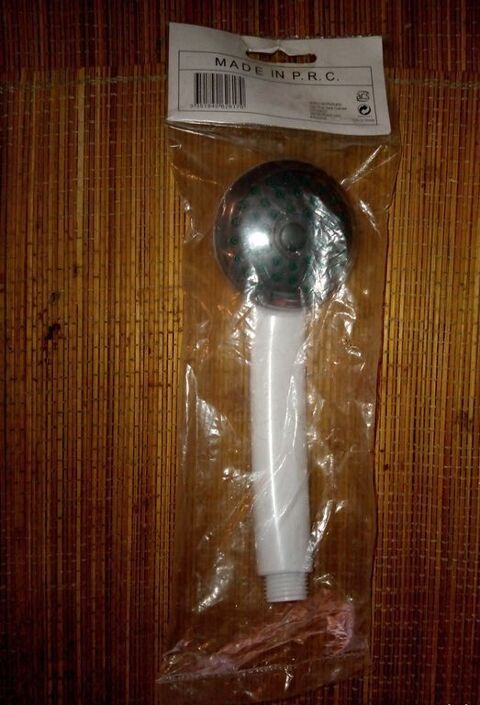 pomme de douche neuf 5 Beauchamp (95)