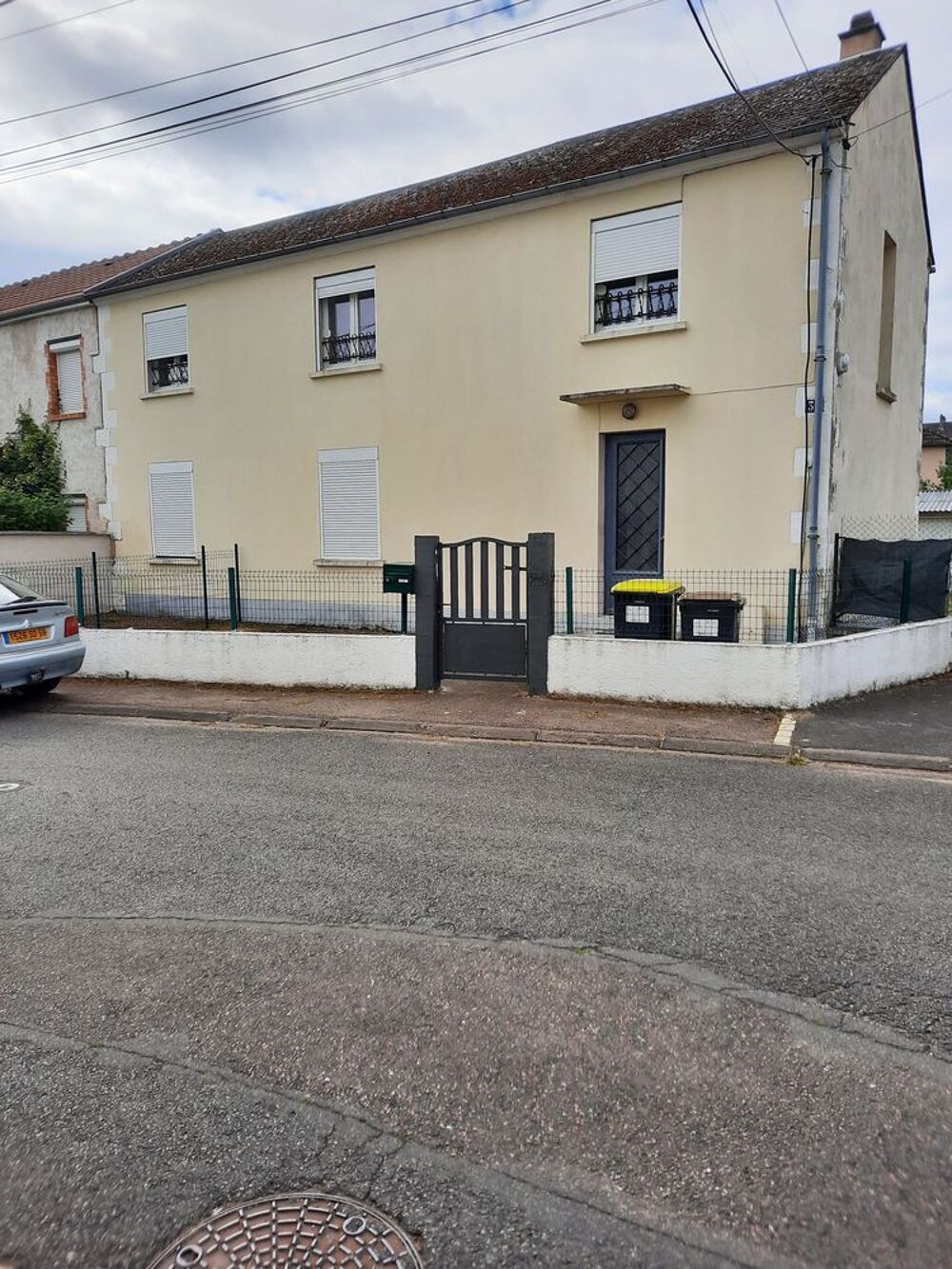 Vente Maison f4. Une chambre en bas 2 a l etage..salle de bain et Nevers