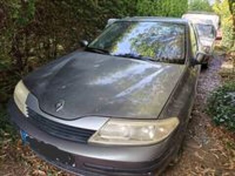 Laguna II Laguna 1.9 dCi 125 FAP Initiale 2006 occasion 72240 Domfront-en-Champagne