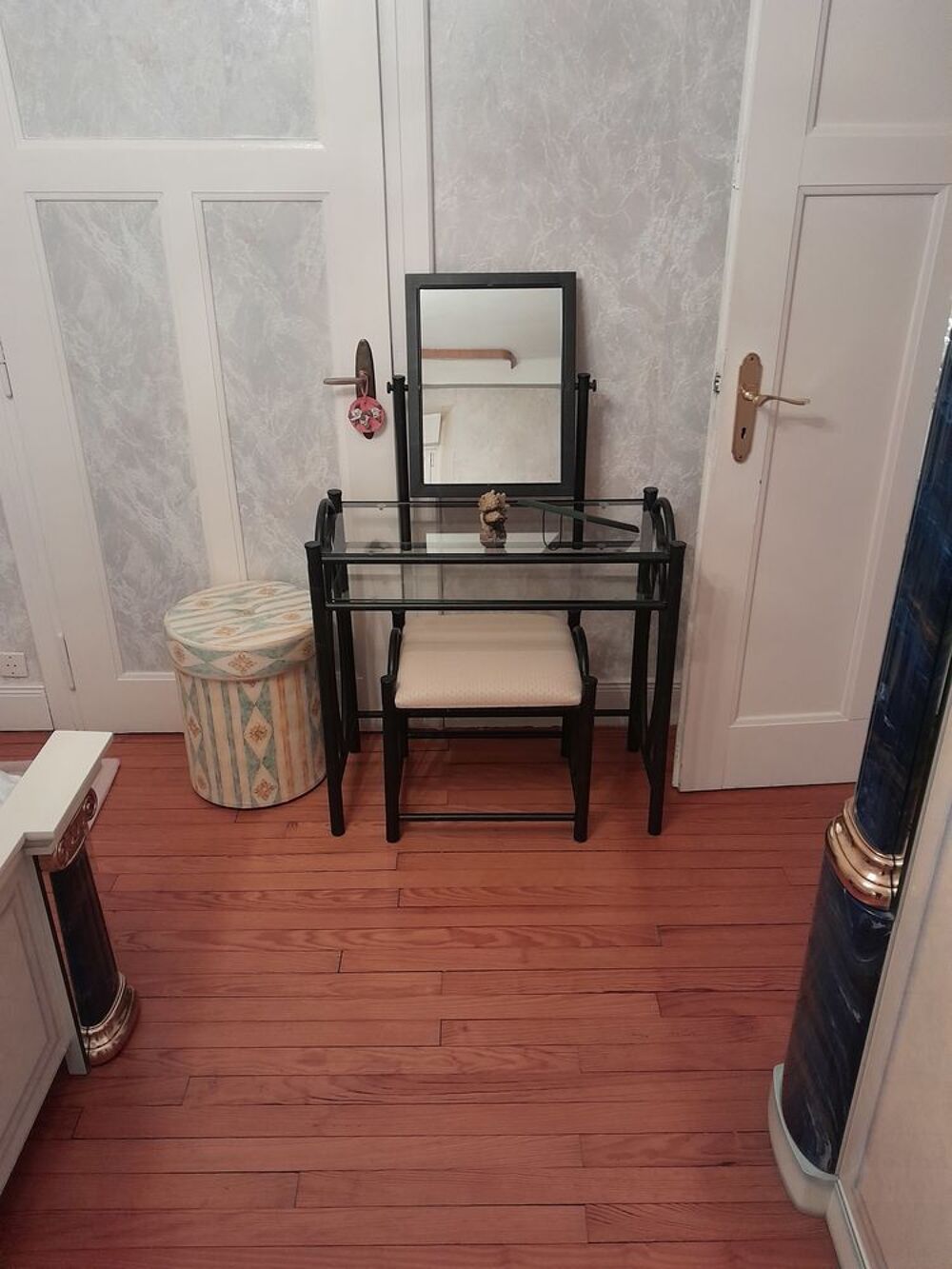 CHAMBRE ADULTE Meubles