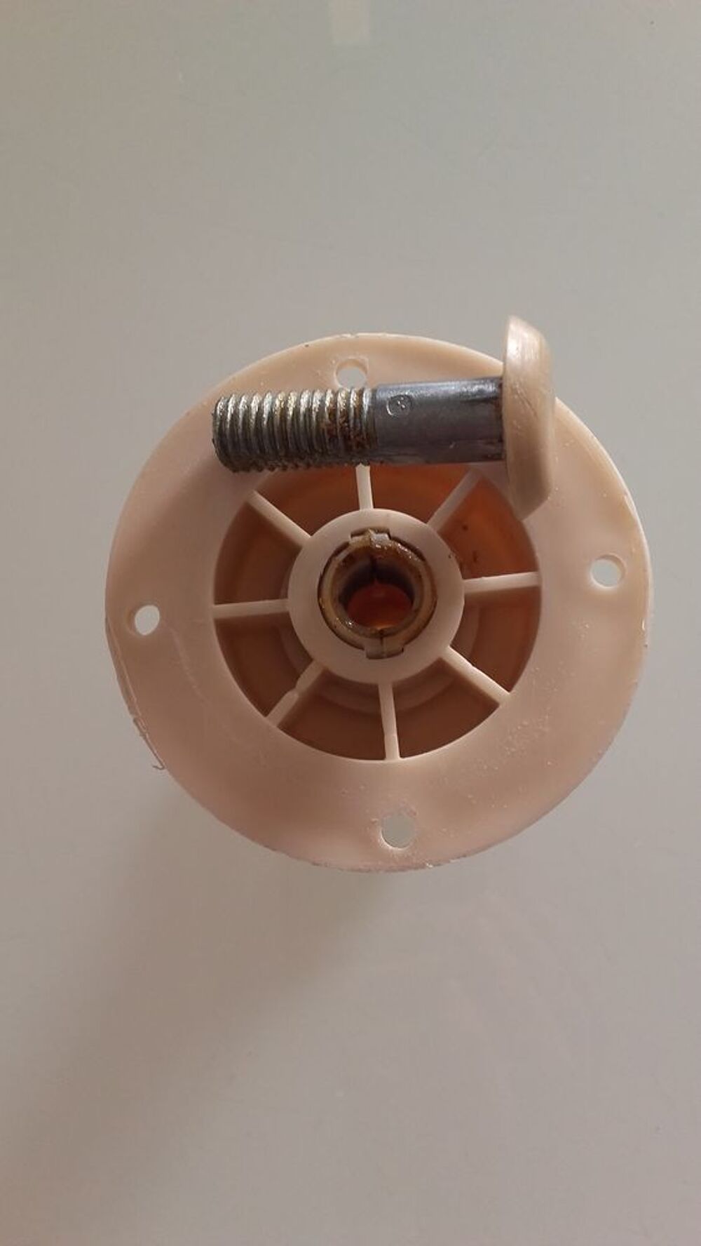 Donne pieds pour meubles de cuisine Bricolage