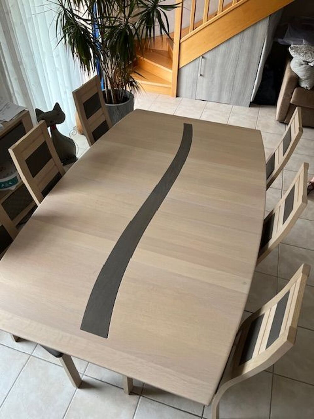 Table salle &agrave; manger Ch&ecirc;ne massif+ 6 chaises assorties Meubles