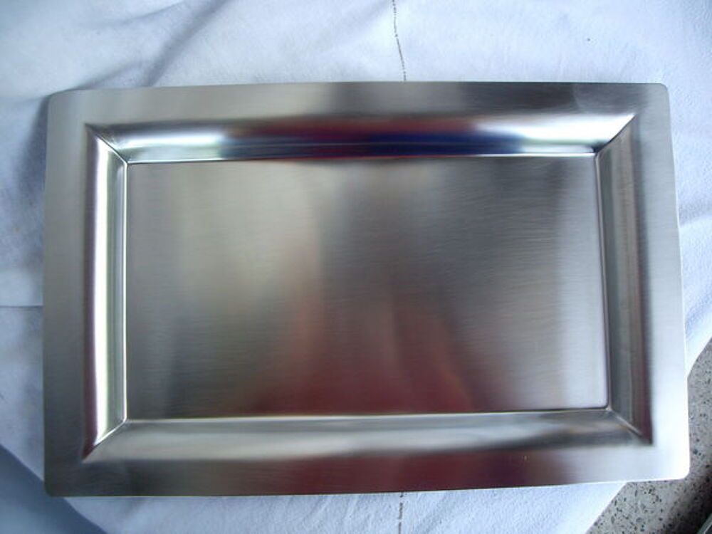  PLATS en INOX et Chrom&eacute; - Neufs Cuisine