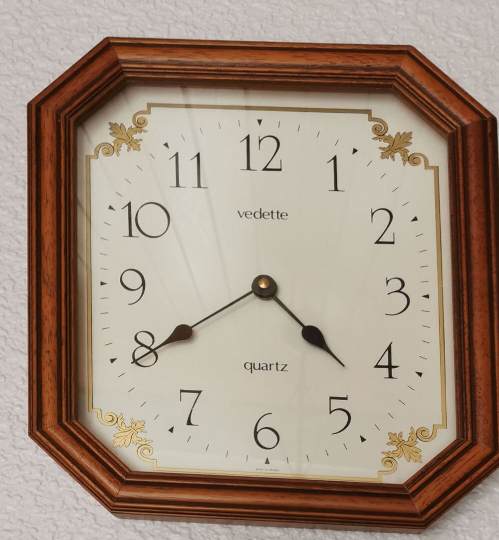 Pendule murale Vedette Décoration