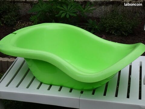 Baignoire pour bébé. 7 Montchanin (71)