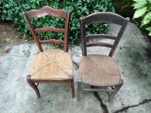 Chaise en bois et paille (l'unit�) 15 Monflanquin (47)