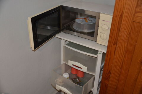  Chambre � louer 8 pi�ces 150 m�