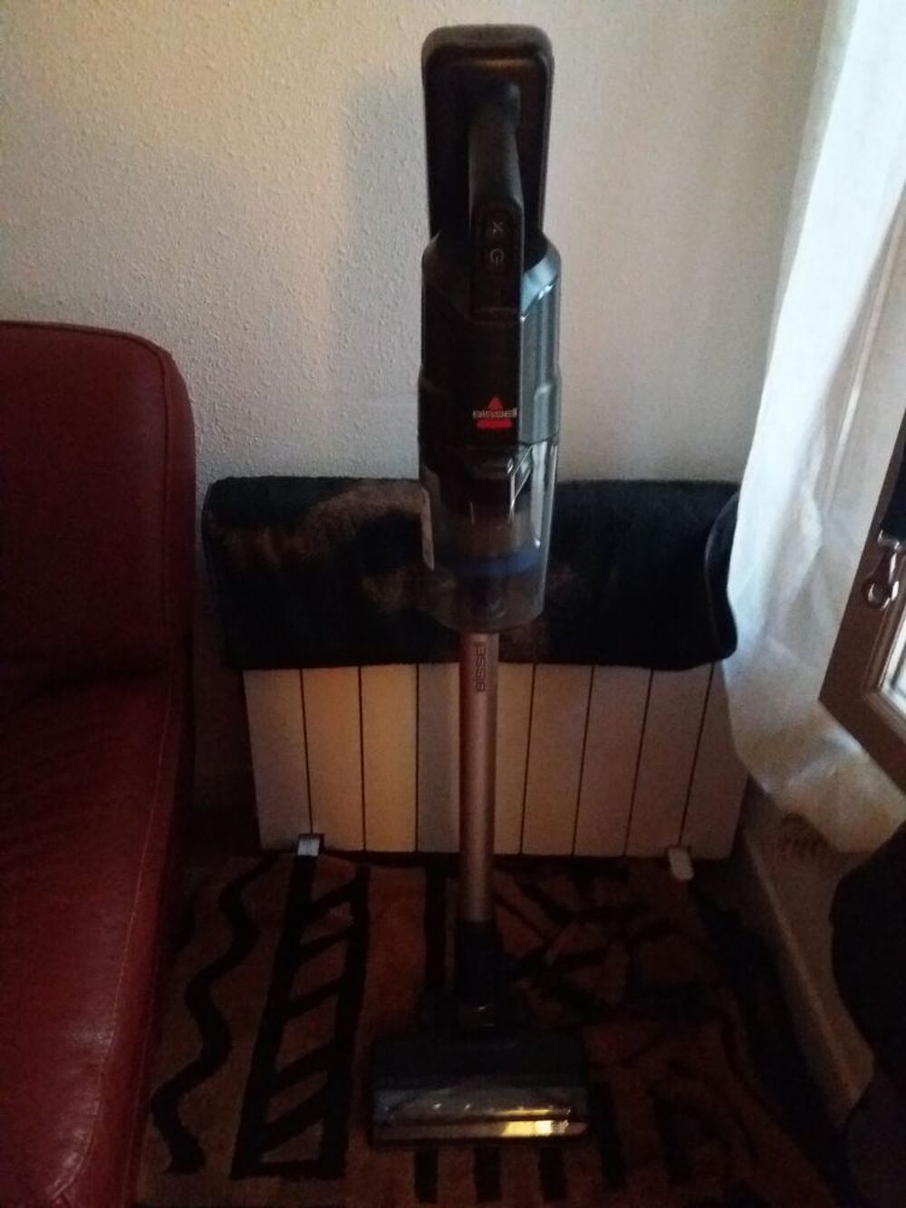 Aspirateur balai sans fil neuf Electroménager