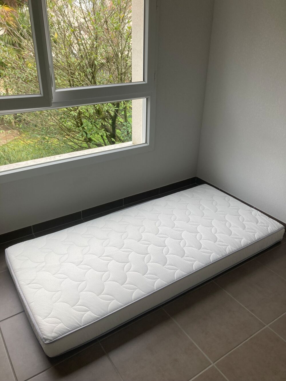 Matelas + sur matelas Meubles