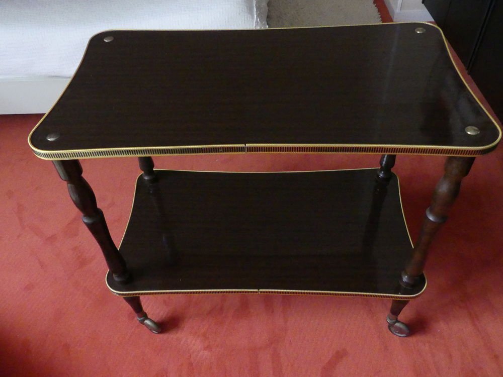 DESSERTE, TABLE ROULANTE D'APPOINT A DEUX PLATEAUX Meubles