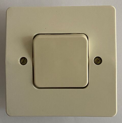 Interrupteur Simple Neptune 2 LEGRAND 5 Jou�-l�s-Tours (37)
