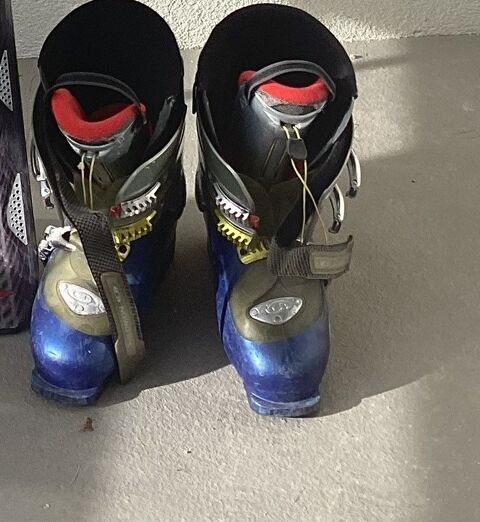 chaussures de ski piste  Salomon ellipse 10 
35 Valbonne (06)