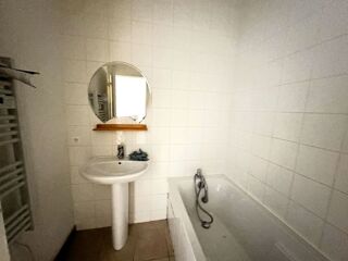  Immeuble à vendre 2 pièces 108 m²