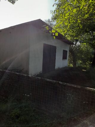  Remise / Grange � vendre 2 pi�ces 80 m�