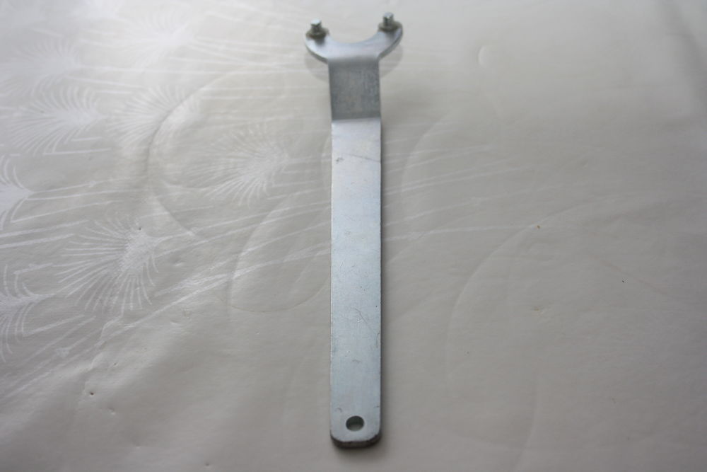 Cl&eacute; pour meuleuse Bricolage