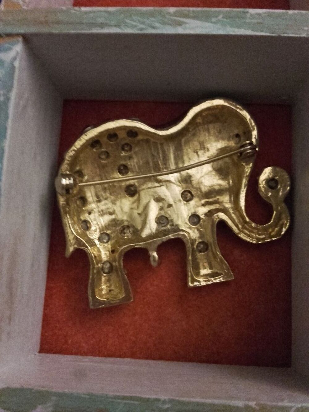 Broche El&eacute;phant Bijoux et montres