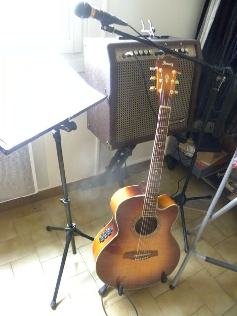 Ensemble pour musique et chants. 280 Lojac (82)