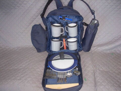 Sac � dos pique-nique isotherme neuf 4 couverts, bleu marine 8 Ch�n�railles (23)