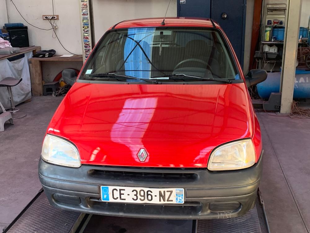 Clio 1.9 D Super Chipie 1998 occasion 44320 Saint-P&egrave;re-en-Retz