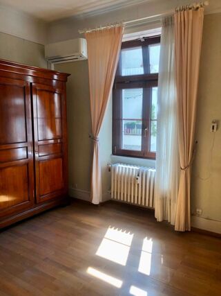  Appartement à vendre 6 pièces 149 m²