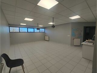  Plateau à vendre 12 pièces 531 m²