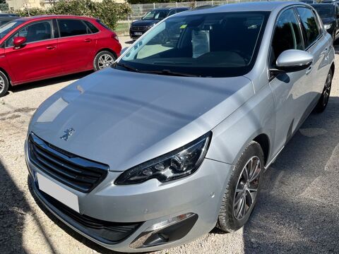 Peugeot 308 Voiture d'occasion   II 1.6 BLUE HDI 120