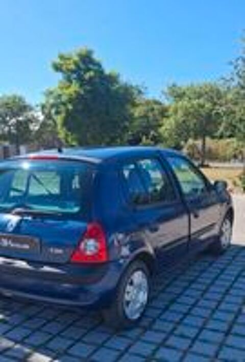 Clio II Clio 1.2i Expression 2002 occasion 22450 Coatr&eacute;ven