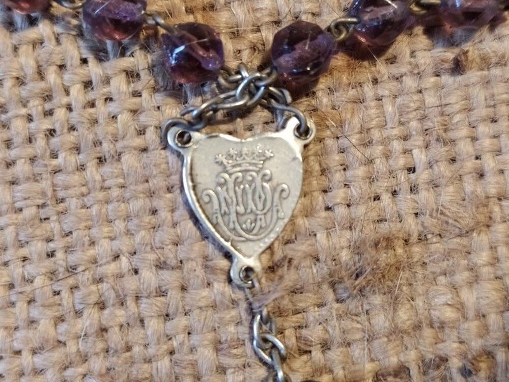 Ancien Chapelet Verre Couleur Am&eacute;thyste M&eacute;daille Lourdes 
