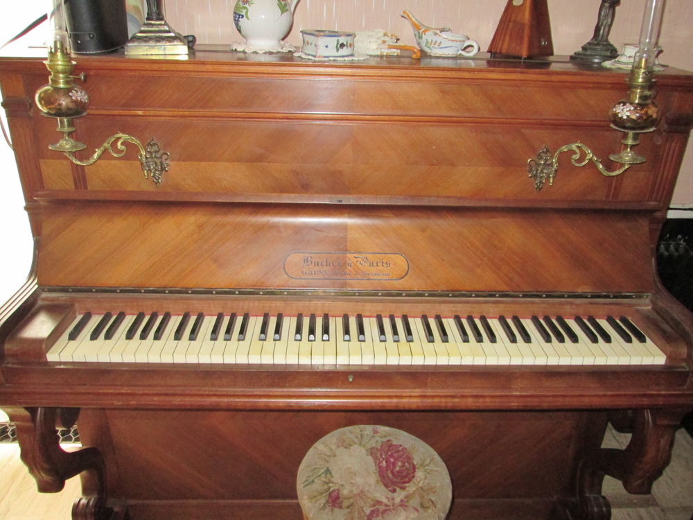 Piano droit Instruments de musique