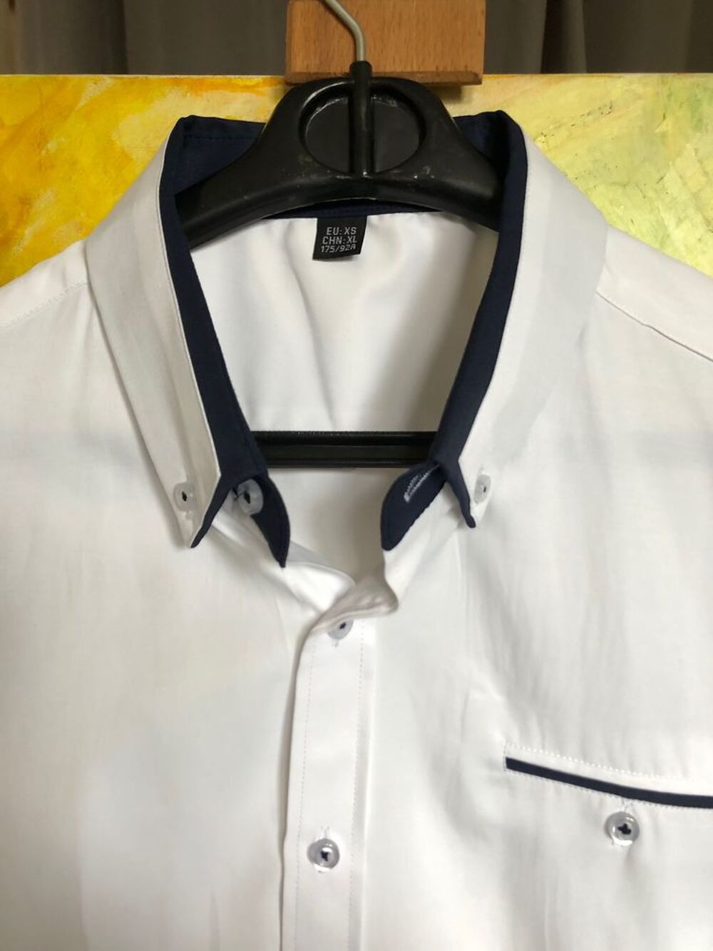 chemise blanche homme taille XS neuve jamais port&eacute;e Vêtements