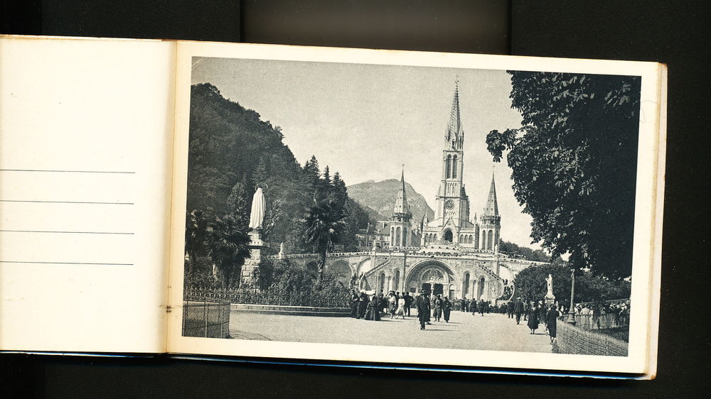 Carnet de 15 cartes postales anciennes LOURDES 