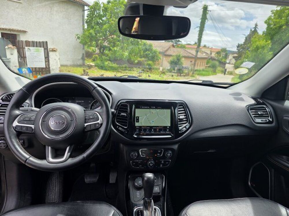Compass 2.0 I MultiJet II 140 ch Active Drive BVA9 Longitude 2017 occasion 69320 Feyzin