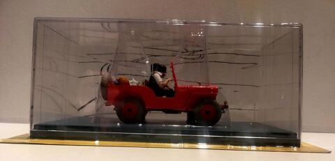 la jeep rouge (TINTIN au pays de l'or noir)
35 Mirecourt (88)