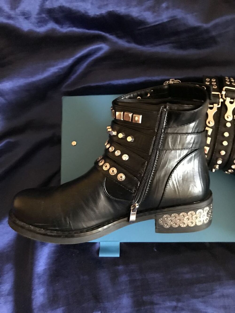 bottine taille 39 en &eacute;tat neuf Chaussures