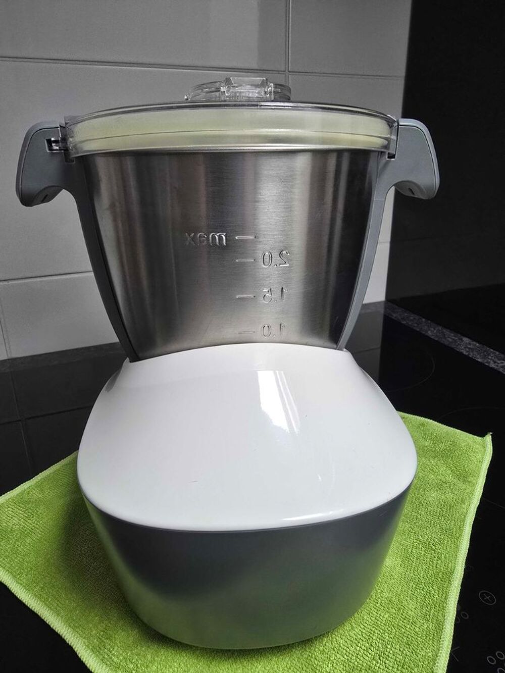 Compact Cook Tr&eacute;s bon &eacute;tat +accessoires suppl&eacute;mentaires Electroménager