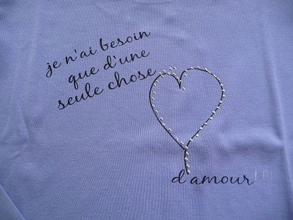 Tee-shirt bleu lavande taille 38-40 - Neuf Vtements