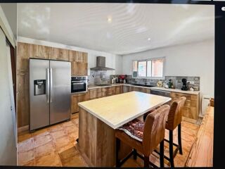  Villa à vendre 4 pièces 155 m²