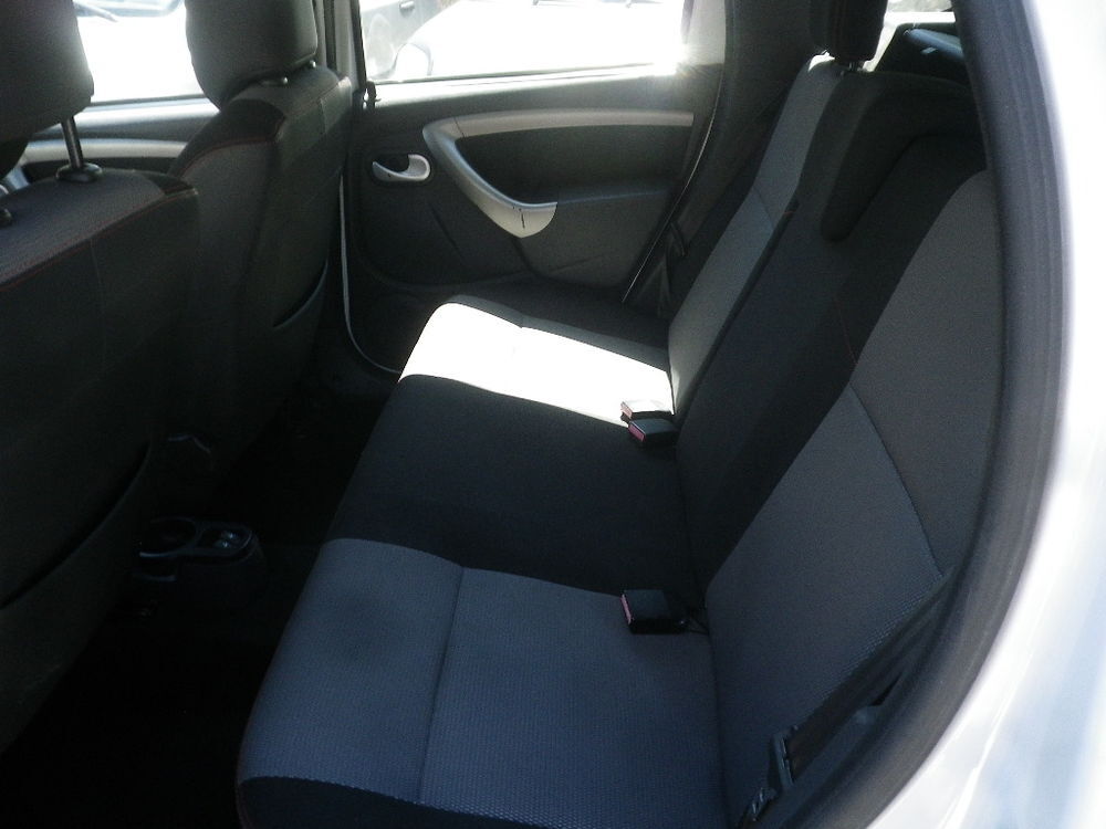 Duster 1.5 dCi 110 4x2 Laur&eacute;ate Plus 2013 occasion 13400 Aubagne