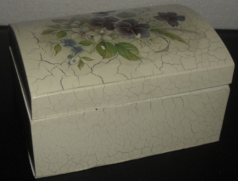 Bo&icirc;te &agrave; bijoux en bois NEUVE Dcoration